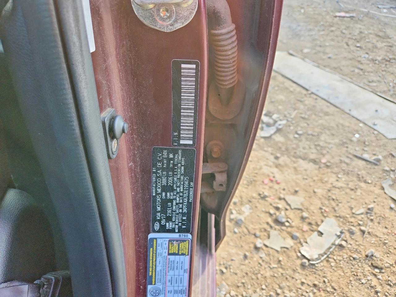 3KPFK4A78JE199475 · 2018 KIA FORTE · 12/12