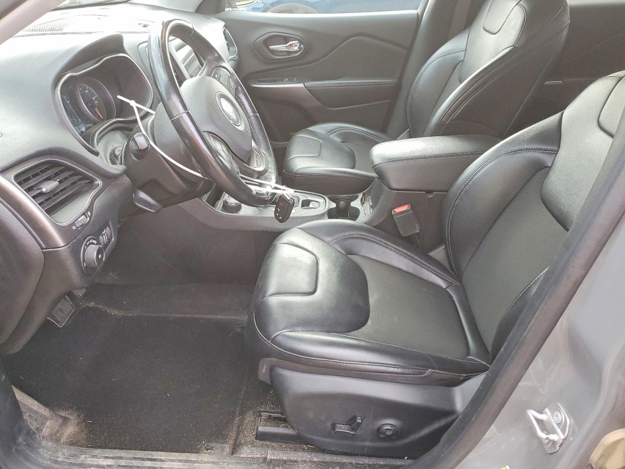 1C4PJMLN3LD555354 · 2020 JEEP CHEROKEE · 7/13