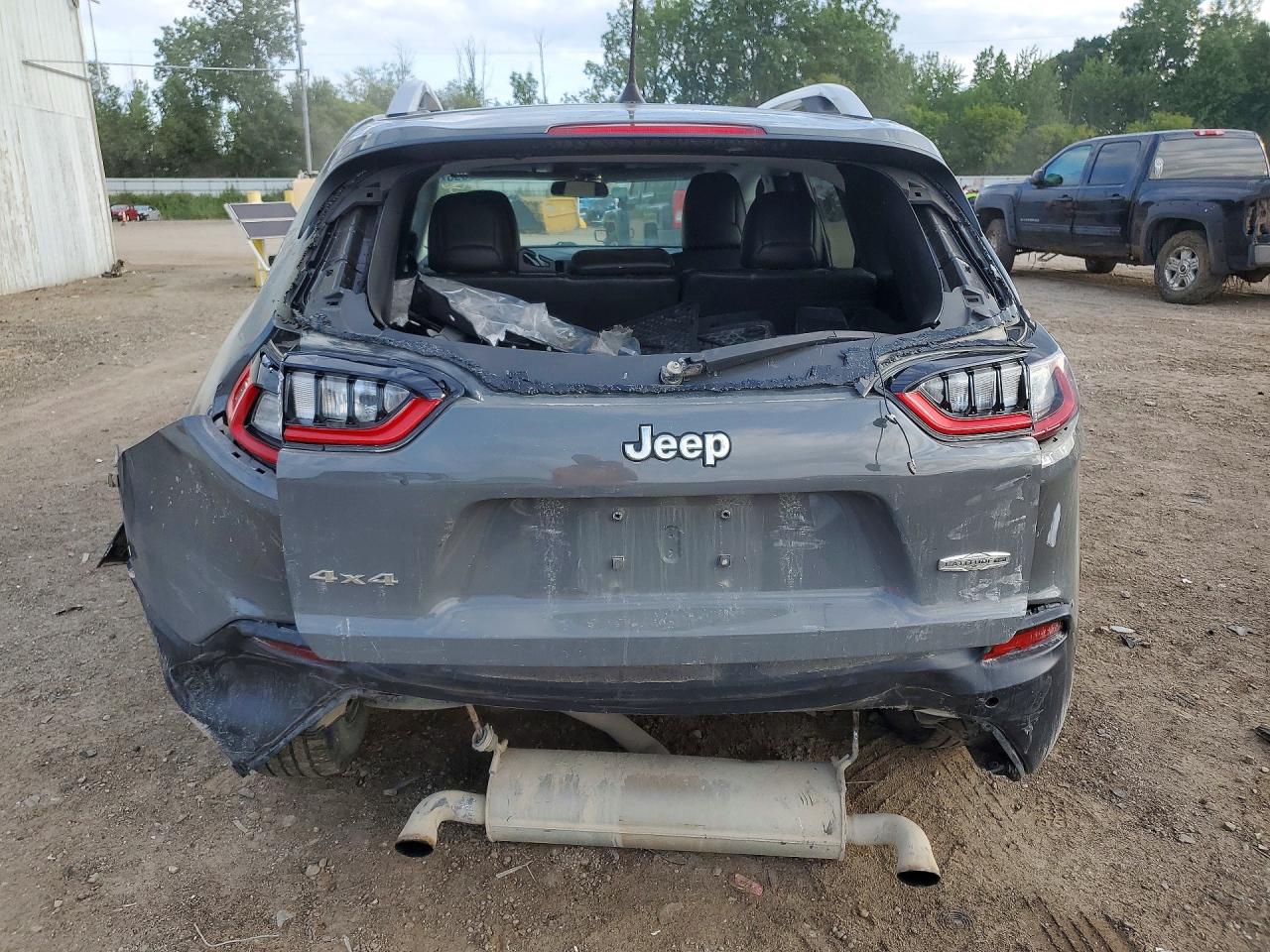 1C4PJMLN3LD555354 · 2020 JEEP CHEROKEE · 6/13