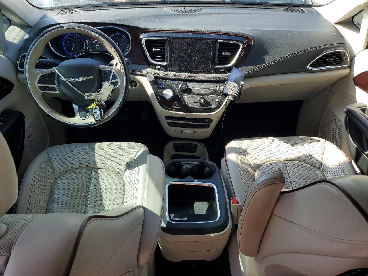 2C4RC1GG7JR334203 · 2018 CHRYSLER PACIFICA · 8/14