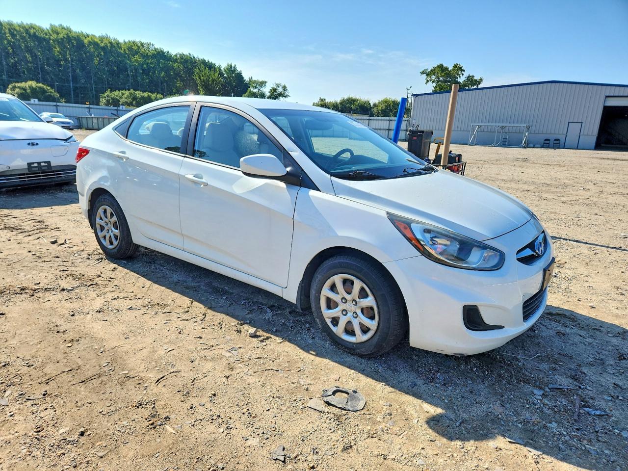 KMHCT4AE6DU393552 · 2013 HYUNDAI ACCENT · 4/12