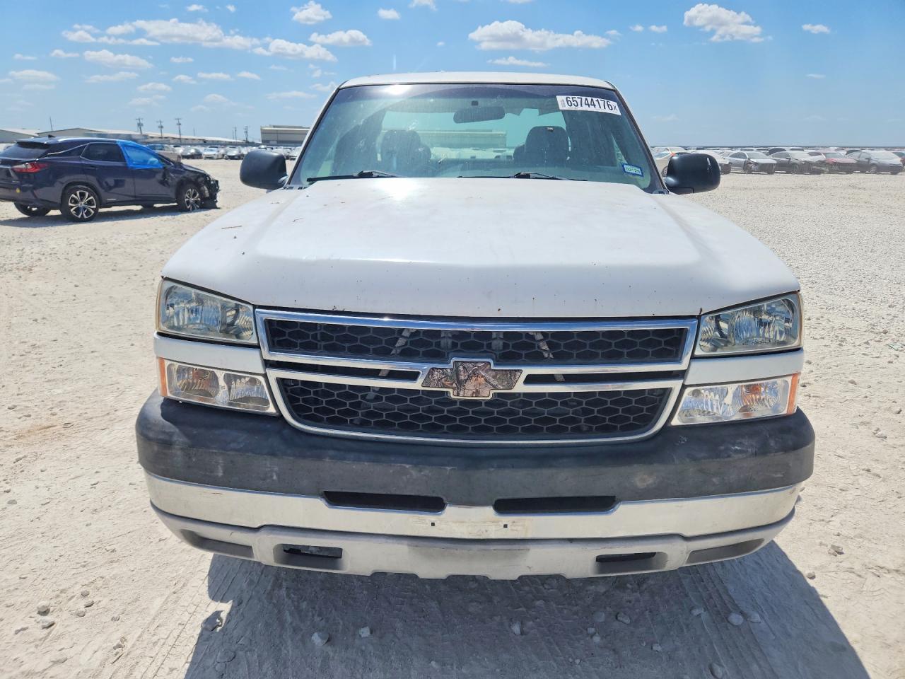 1GCHC29U16E210405 · 2006 CHEVROLET SILVERADO · 5/12