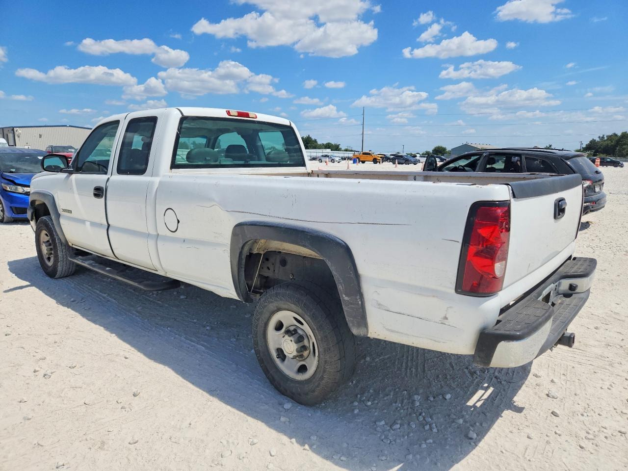 1GCHC29U16E210405 · 2006 CHEVROLET SILVERADO · 2/12