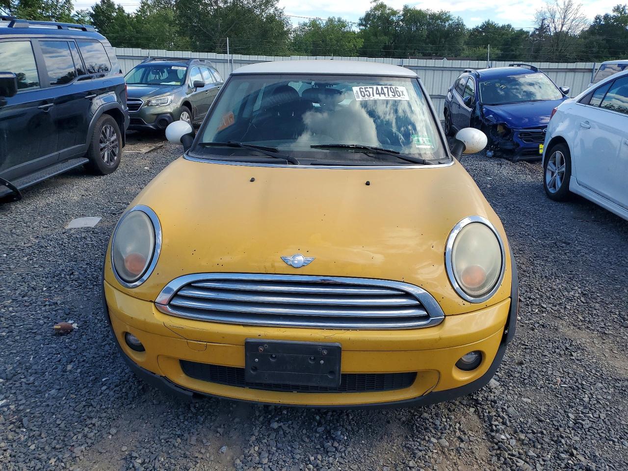 WMWMF33577TU62876 · 2007 MINI COOPER · 5/13