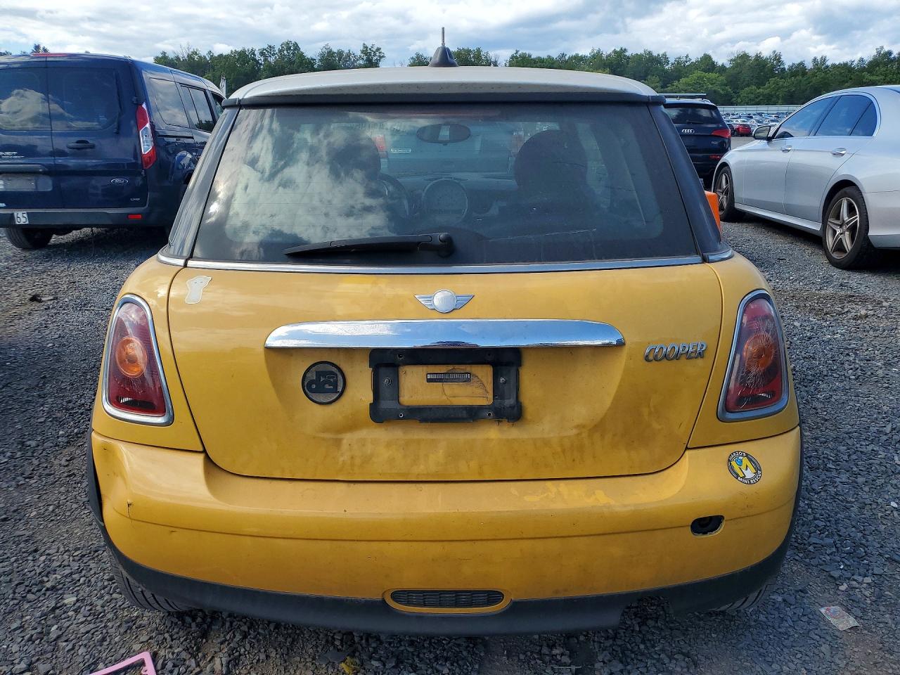 WMWMF33577TU62876 · 2007 MINI COOPER · 6/13