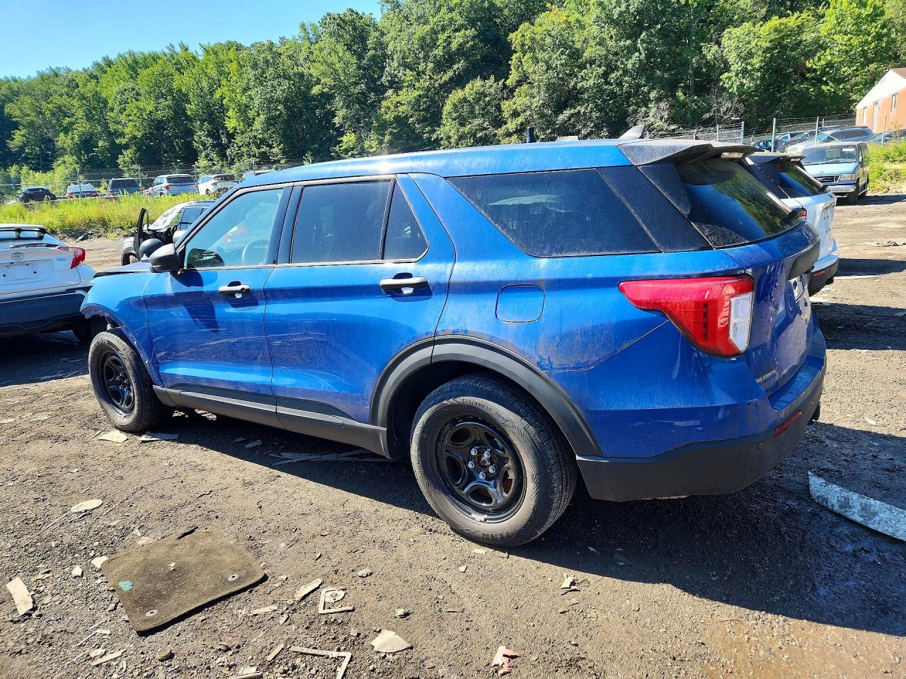 1FM5K8AWXNNA03334 · 2022 FORD EXPLORER · 2/13