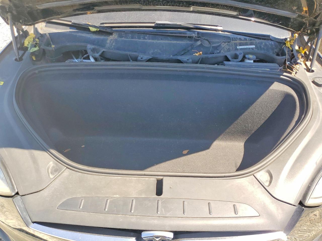 5YJXCBE2XHF066838 · 2017 TESLA MODEL X · 11/12