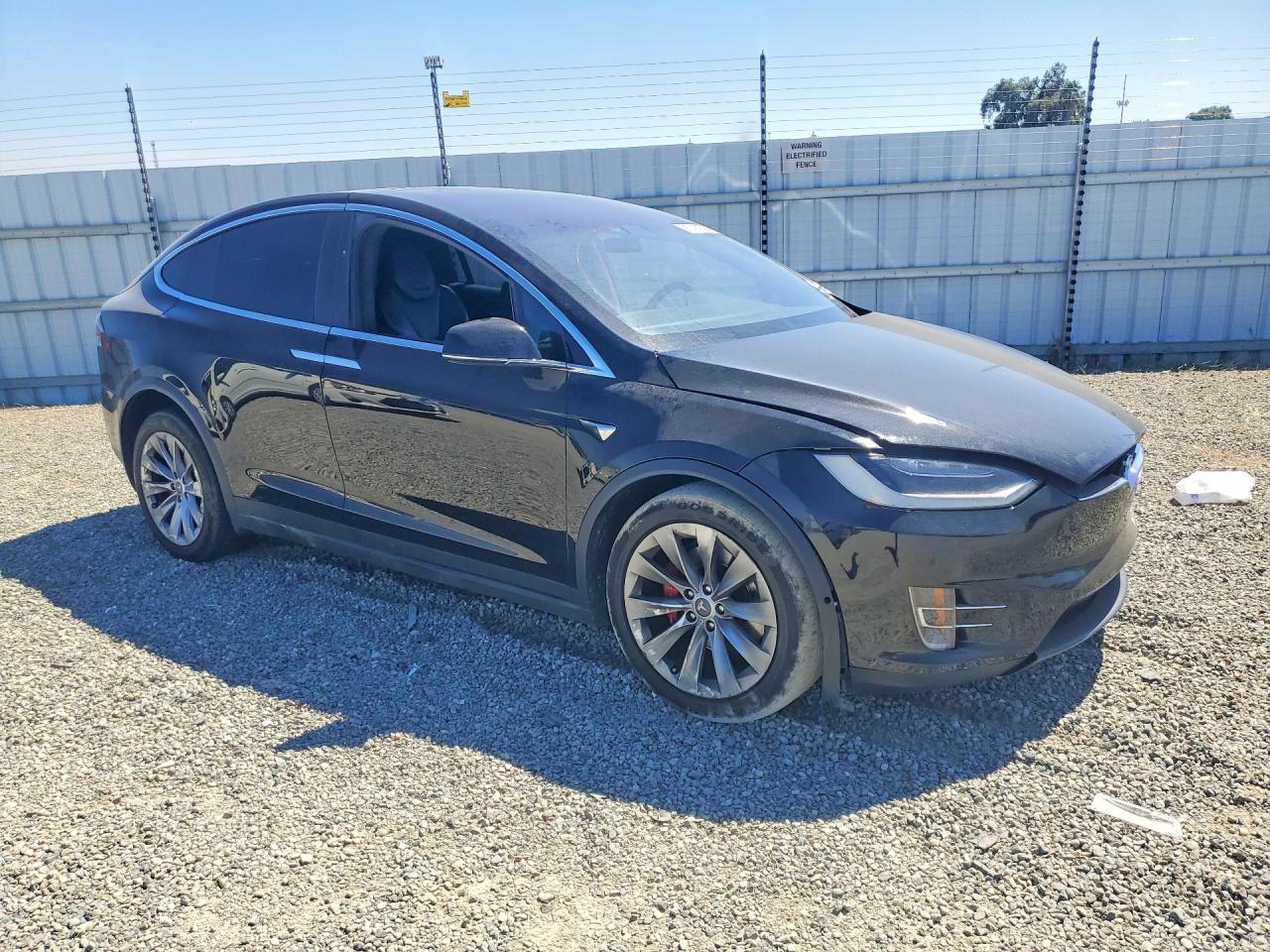 5YJXCBE2XHF066838 · 2017 TESLA MODEL X · 4/12