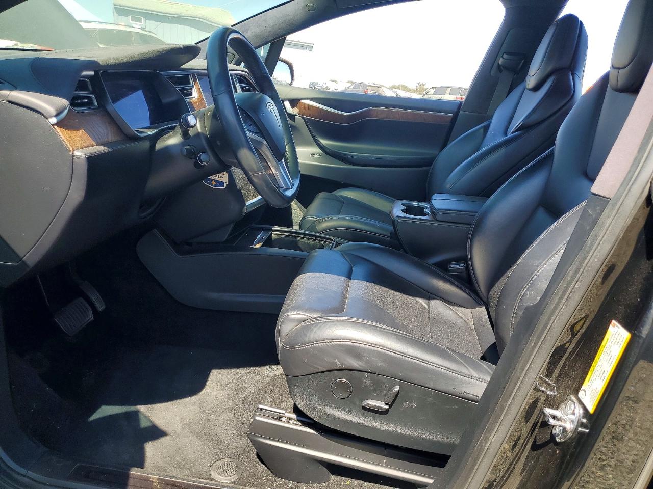 5YJXCBE2XHF066838 · 2017 TESLA MODEL X · 7/12