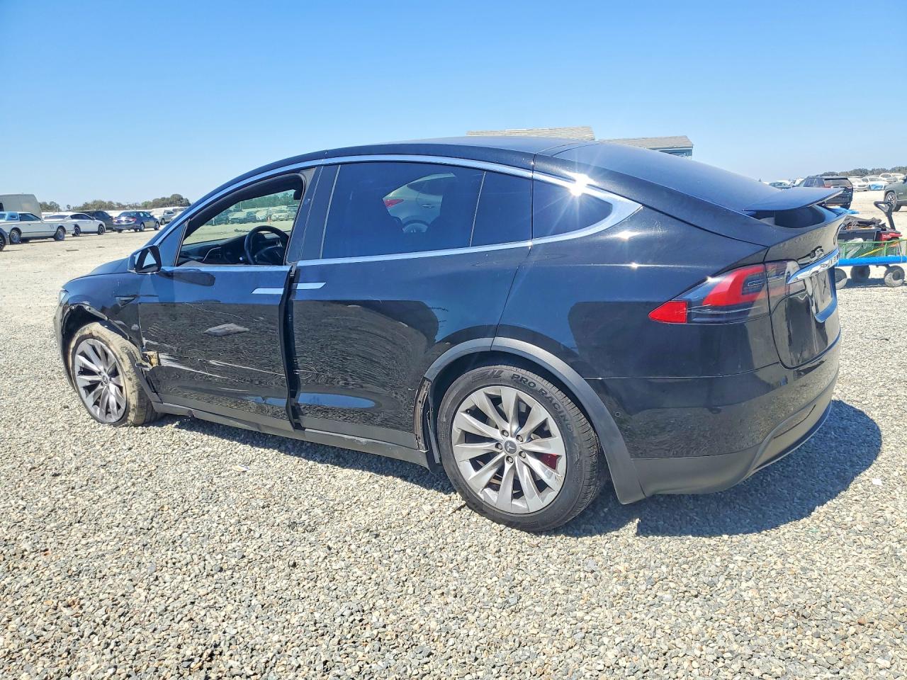 5YJXCBE2XHF066838 · 2017 TESLA MODEL X · 2/12