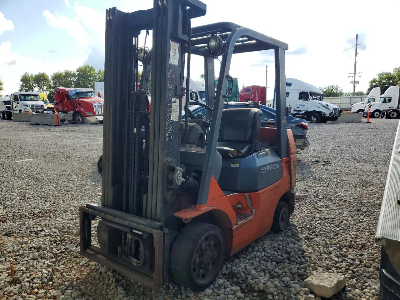 94706 · 2006 TOYOTA 7FGCU25 · 2/10