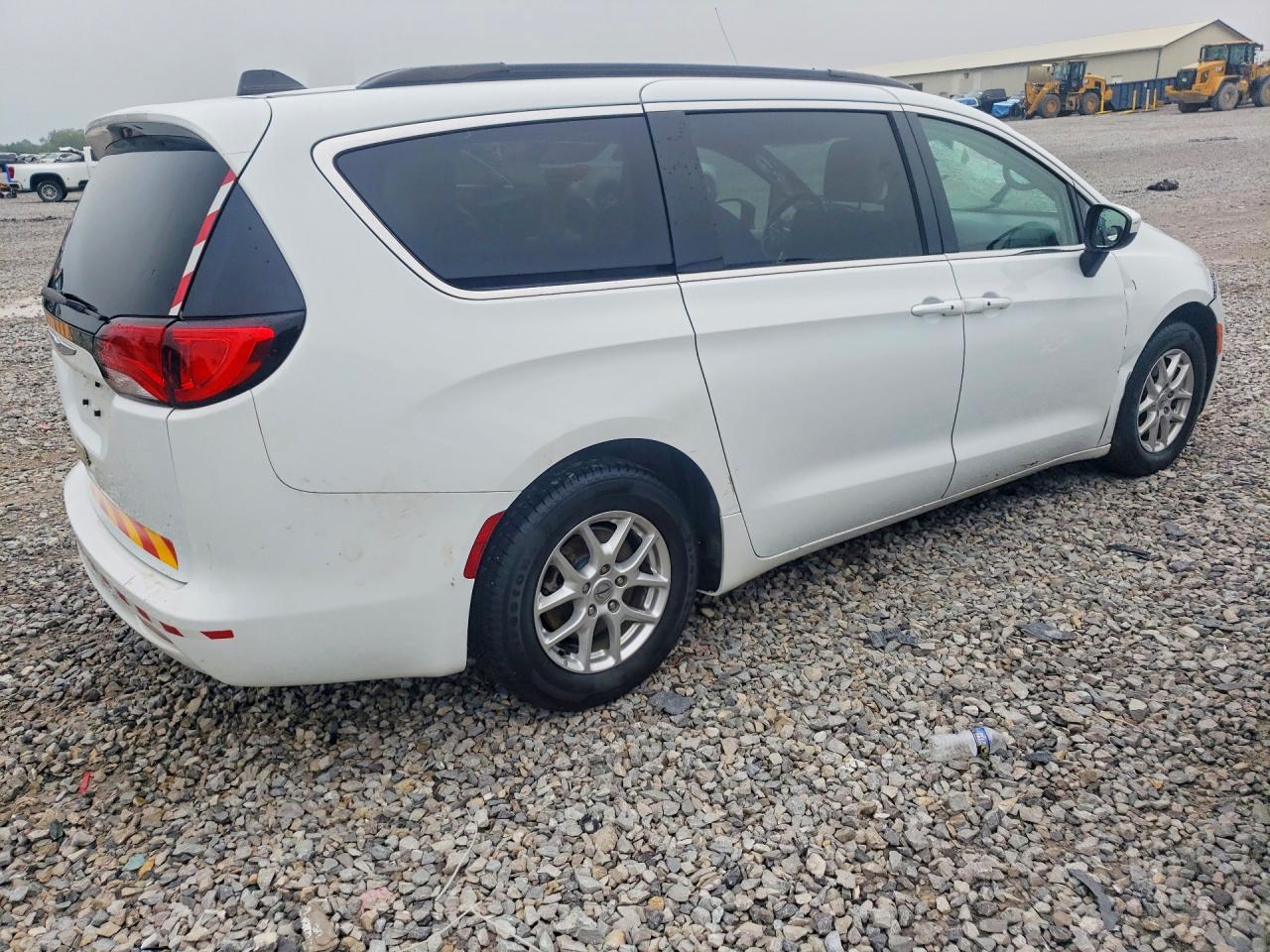 2C4RC1DG4MR549739 · 2021 CHRYSLER VOYAGER · 3/13