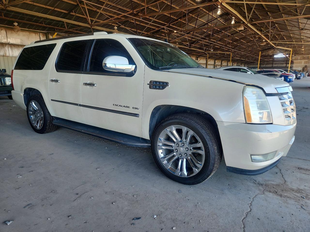 1GYUKHEF2AR135558 · 2010 CADILLAC ESCALADE · 4/13