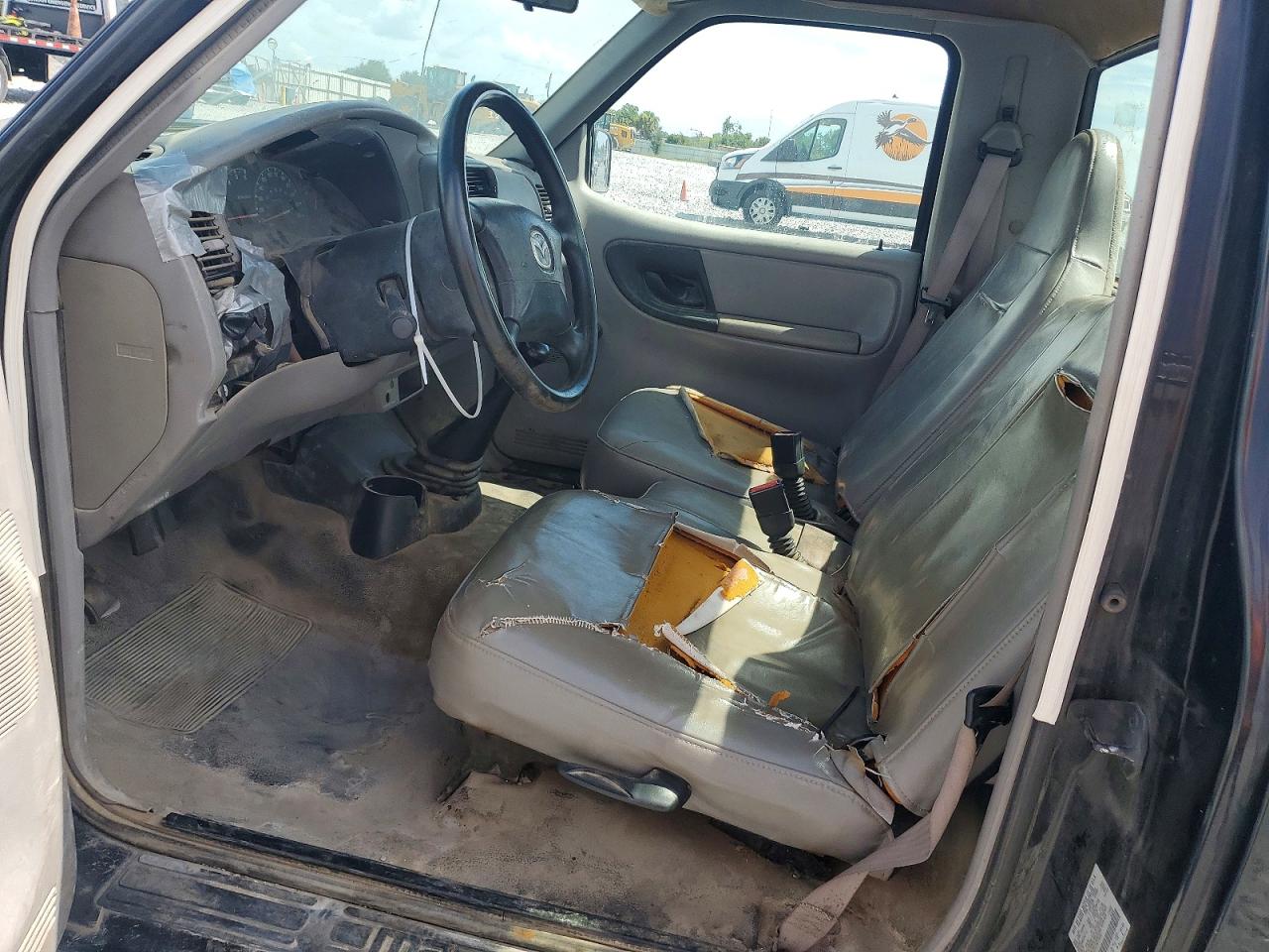 4F4YR12C51TM12833 · 2001 MAZDA B2500 · 7/12