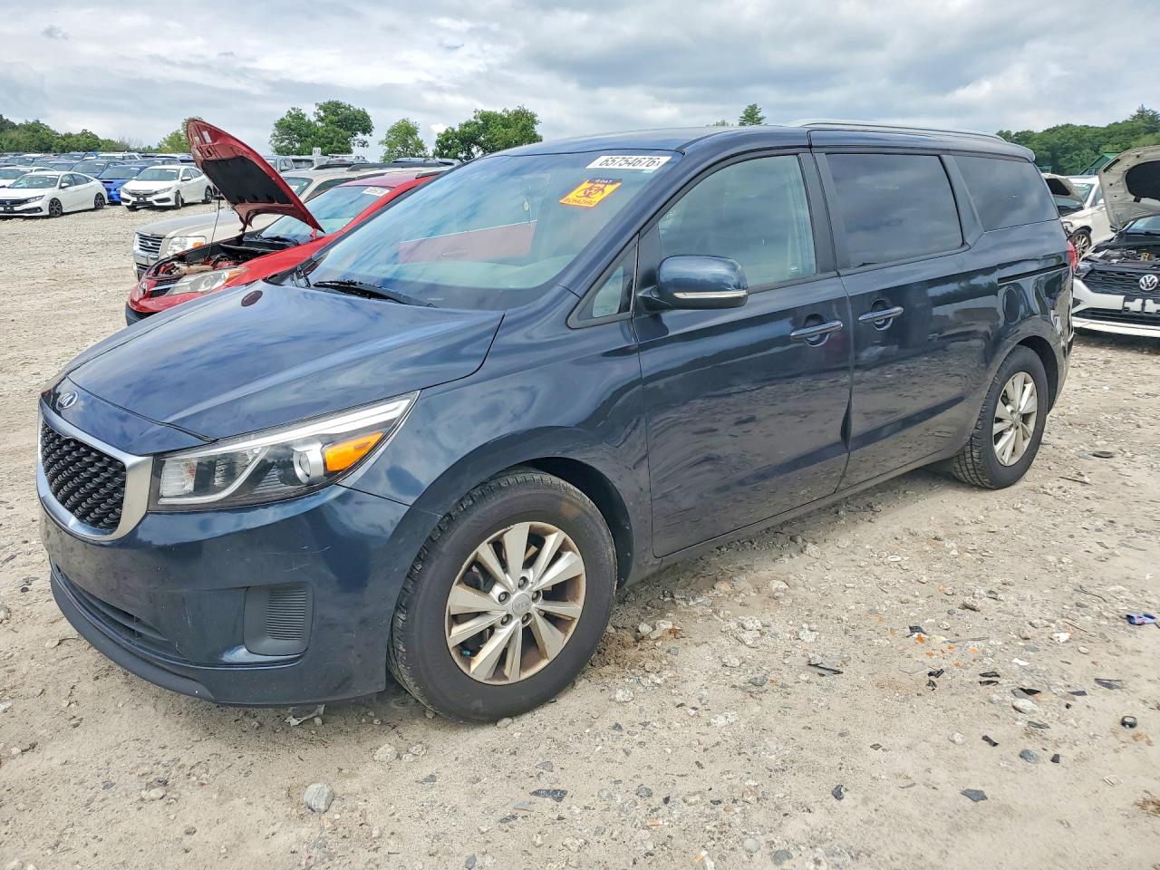 KNDMB5C15G6119506 · 2016 KIA SEDONA