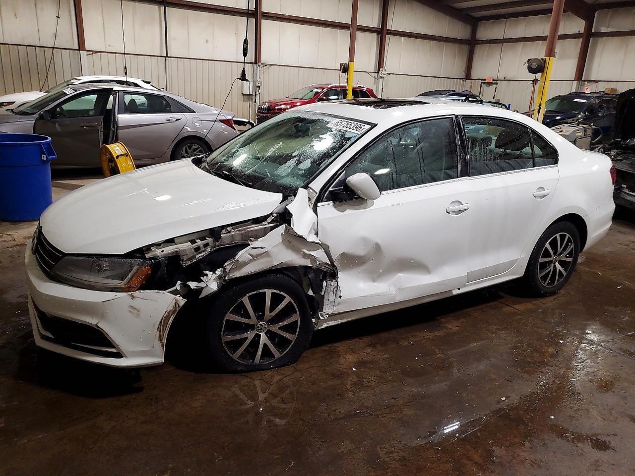 3VWB67AJ3HM319650 · 2017 VOLKSWAGEN JETTA