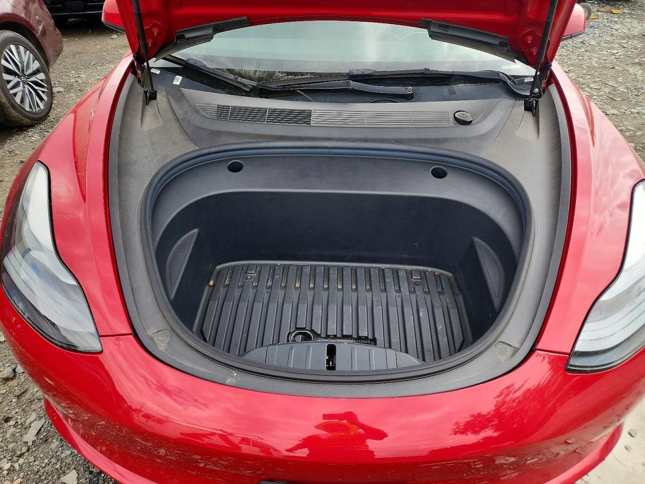 5YJ3E1EA9NF285621 · 2022 TESLA MODEL 3 · 11/12