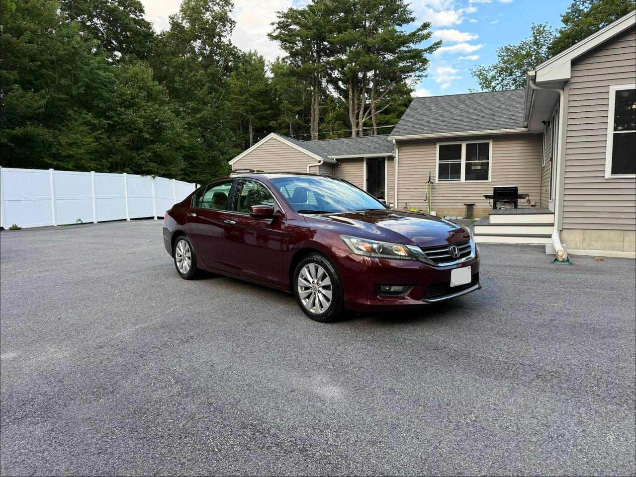 1HGCR2F85FA200890 · 2015 HONDA ACCORD