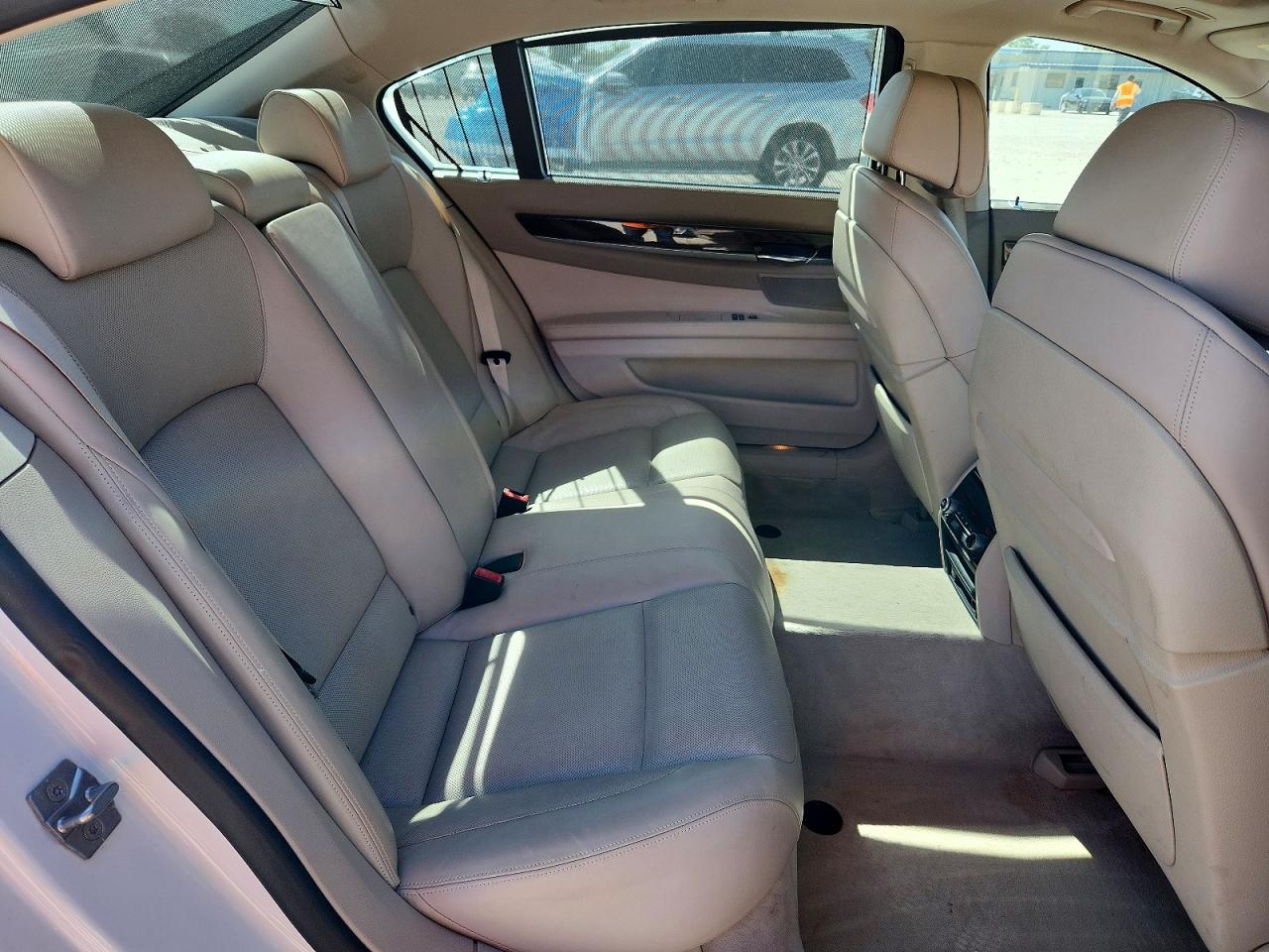 WBAKB8C58CC964497 · 2012 BMW 750 · 10/12