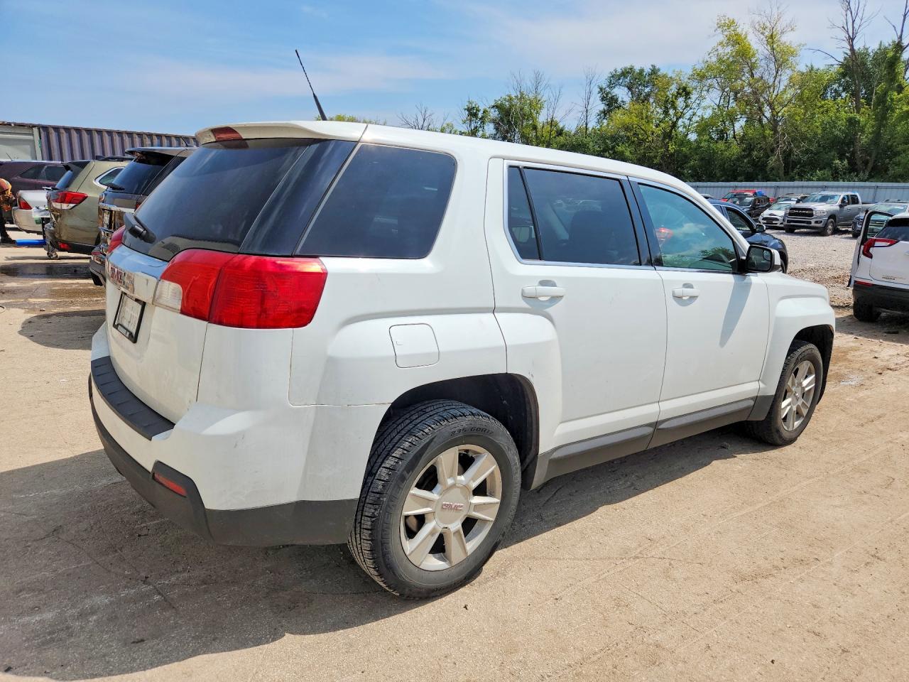 2GKALMEKXD6150924 · 2013 GMC TERRAIN · 3/13