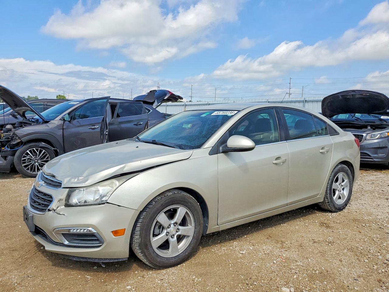 1G1PC5SB8F7223283 · 2019 CHEVROLET CRUZE
