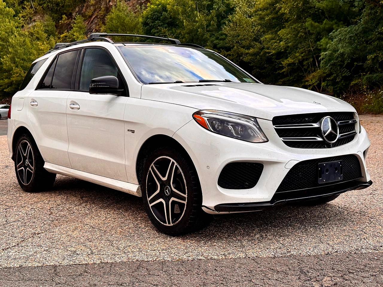 4JGDA6EB5KB187282 · 2019 MERCEDES-BENZ GLE