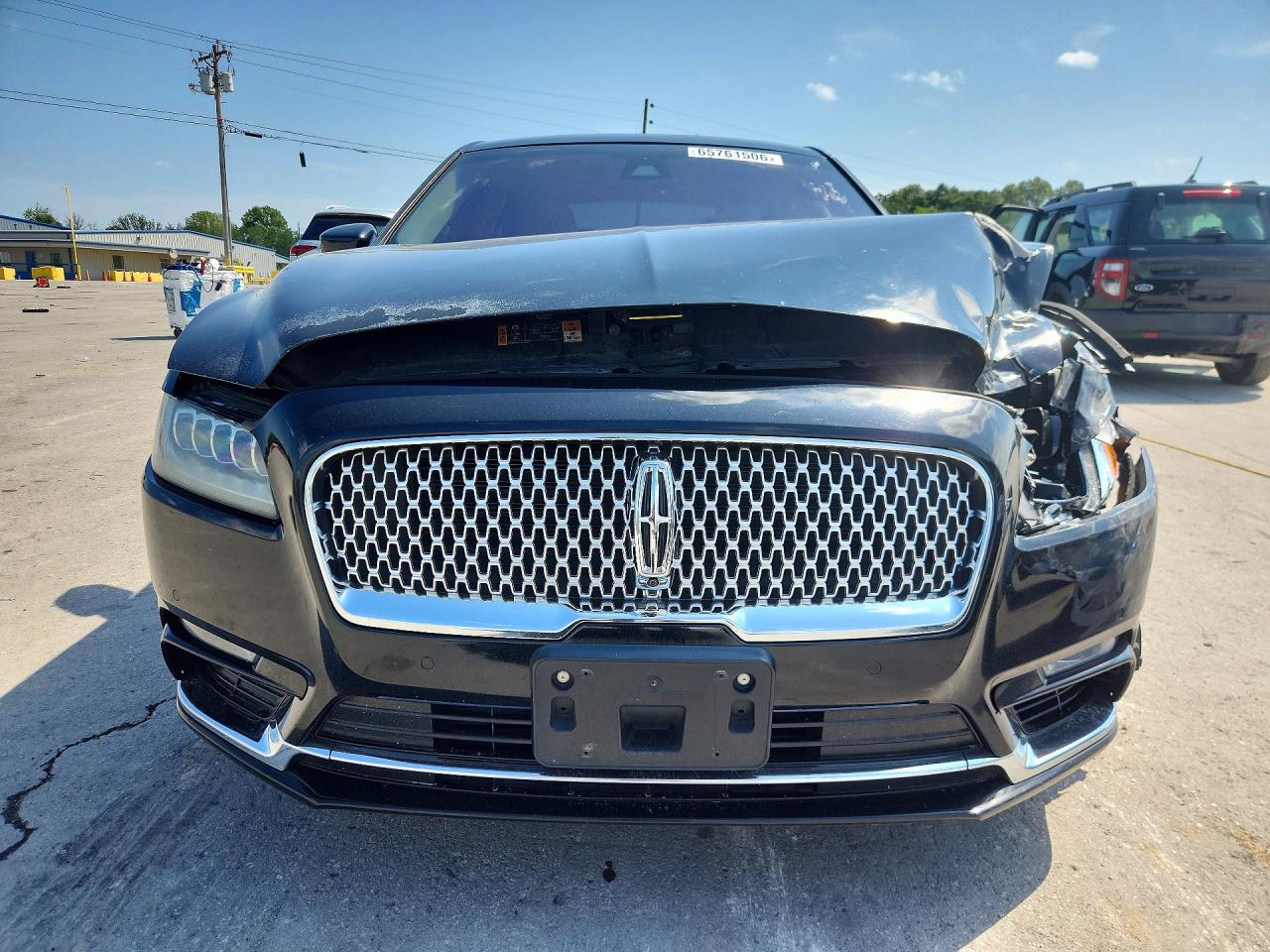 1LN6L9BC5J5611560 · 2018 LINCOLN CONTINENTAL · 5/12