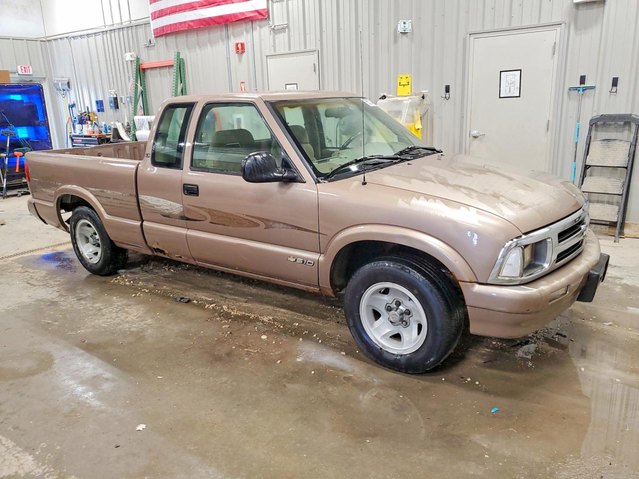 1GCCS1943T8115670 · 1996 CHEVROLET S TRUCK · 4/13