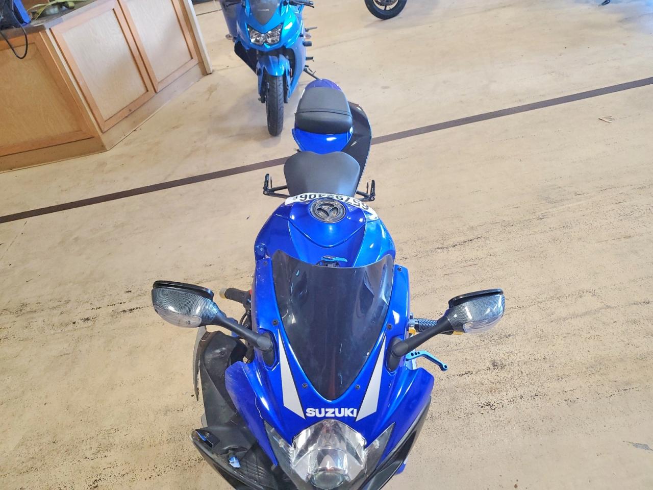 JS1GN7DAX62110833 · 2006 SUZUKI GSX-R600 · 5/9