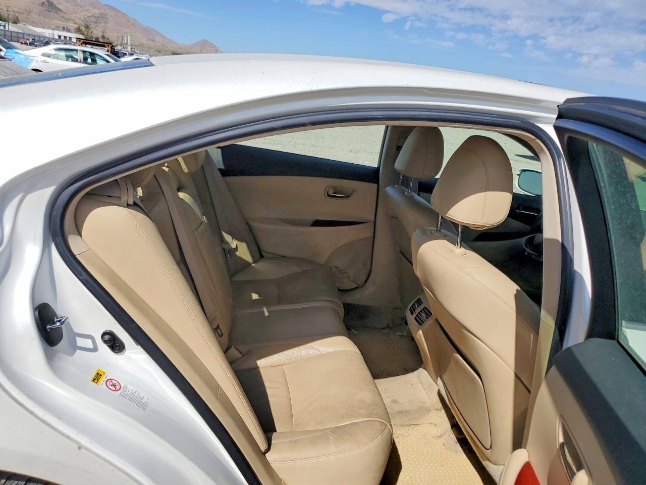 JTHBJ46G382167601 · 2008 LEXUS ES · 10/12