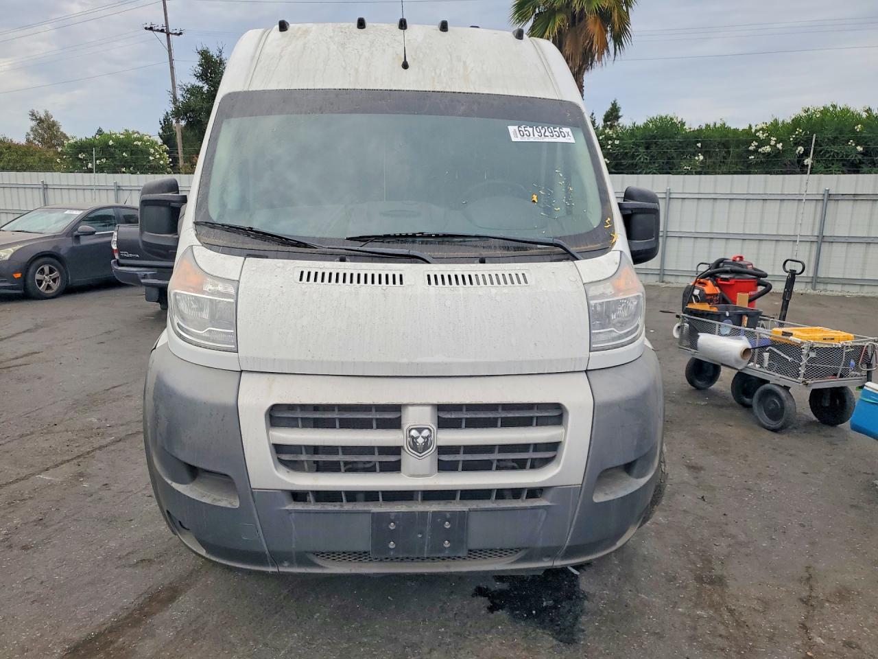 3C6TRVCG5FE518928 · 2015 RAM PROMASTER 2500 · 5/13