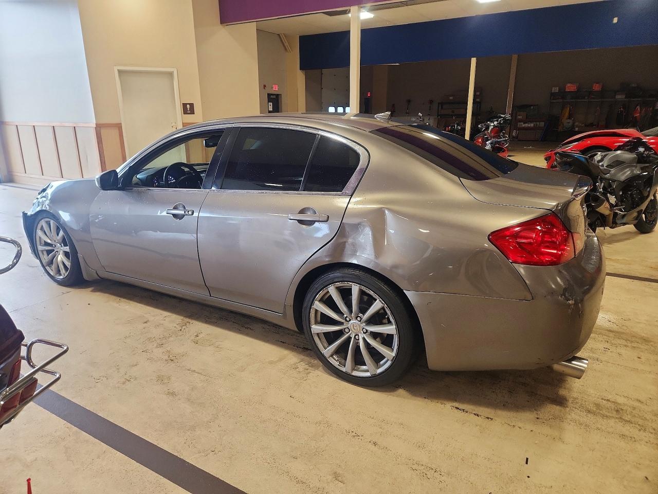 JN1CV6AR2BM405810 · 2011 INFINITI G37 SEDAN · 2/12