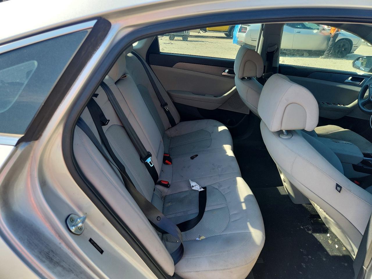 5NPE24AF3GH292475 · 2016 HYUNDAI SONATA · 10/12
