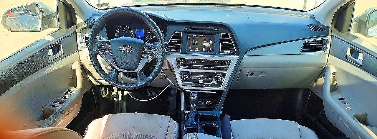5NPE24AF3GH292475 · 2016 HYUNDAI SONATA · 8/12