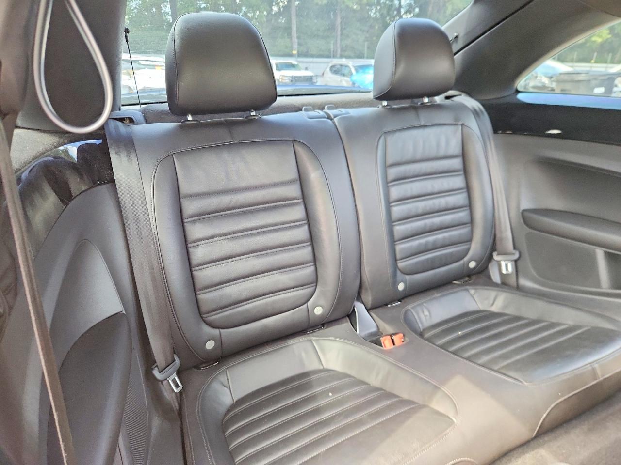 3VW467AT3CM649727 · 2012 VOLKSWAGEN BEETLE · 10/12