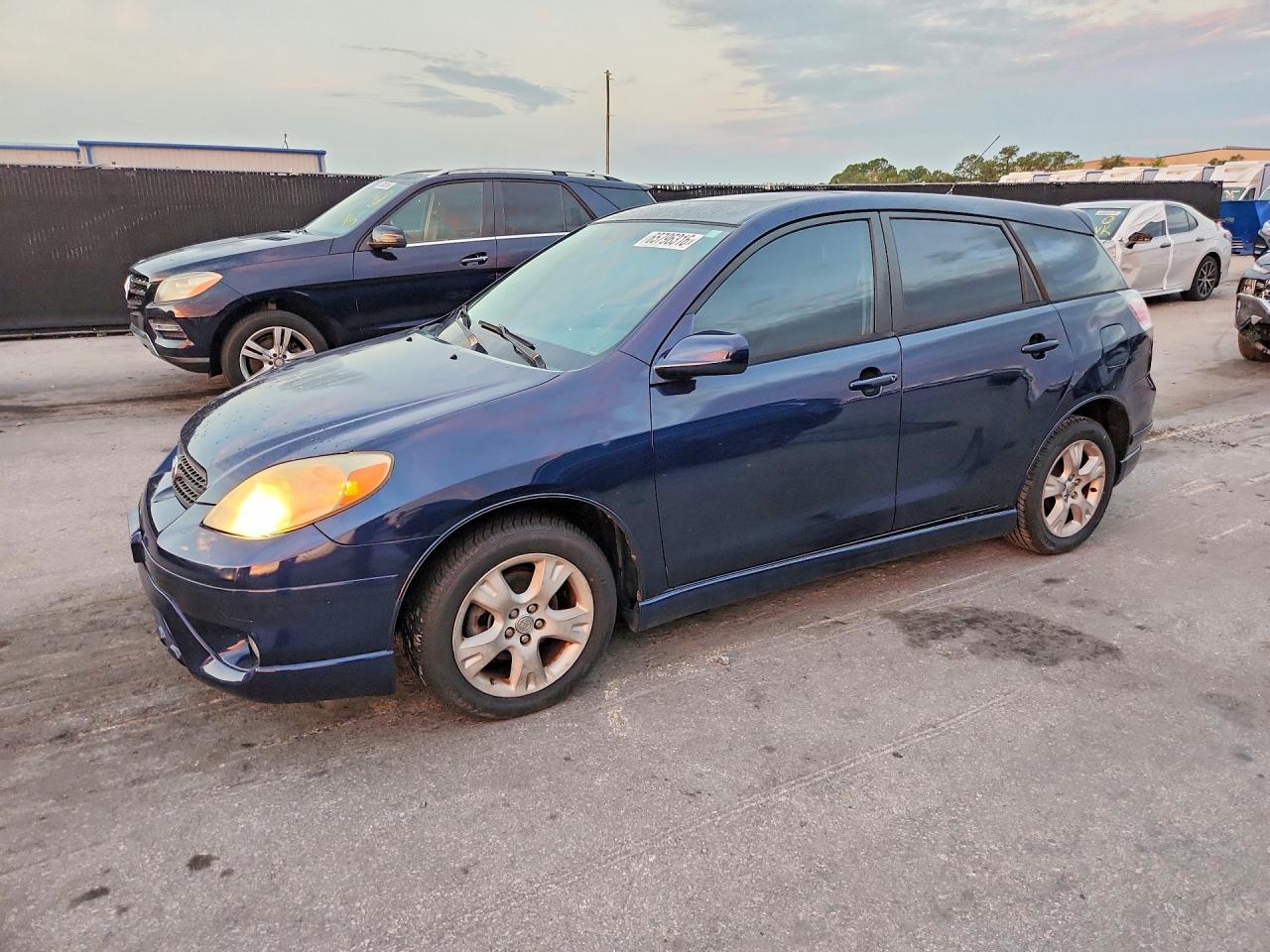 2T1KR32E56C588260 · 2006 TOYOTA MATRIX