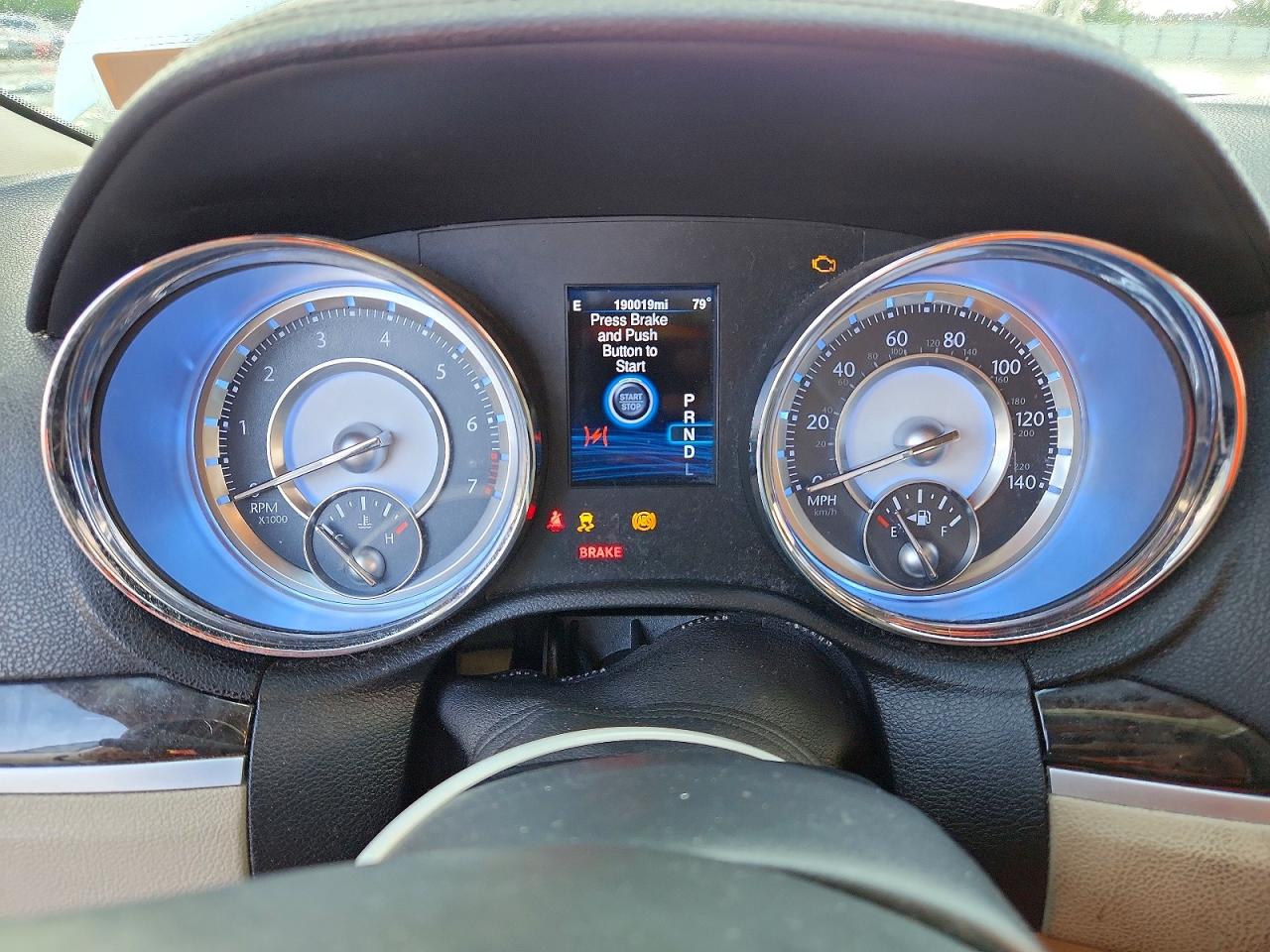 2C3CCAAG9EH335996 · 2014 CHRYSLER 300 · 9/12