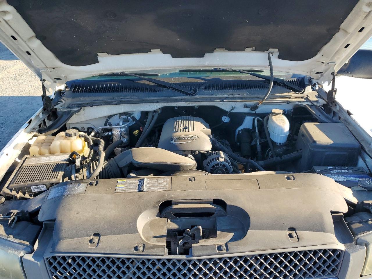 1GCHC24U04E140092 · 2004 CHEVROLET SILVERADO · 11/12