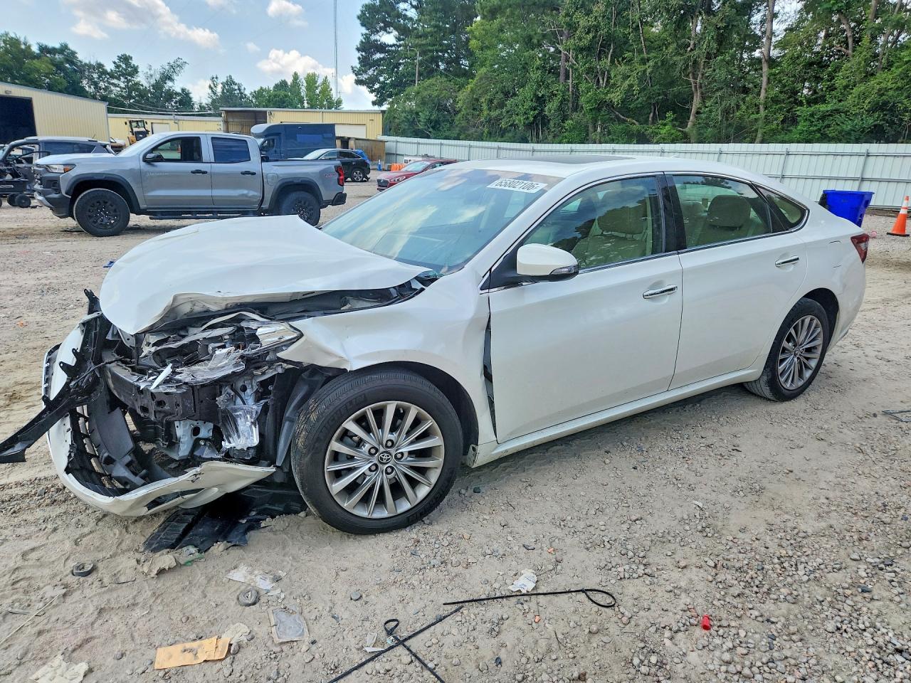4T1BK1EB8HU257765 · 2017 TOYOTA AVALON