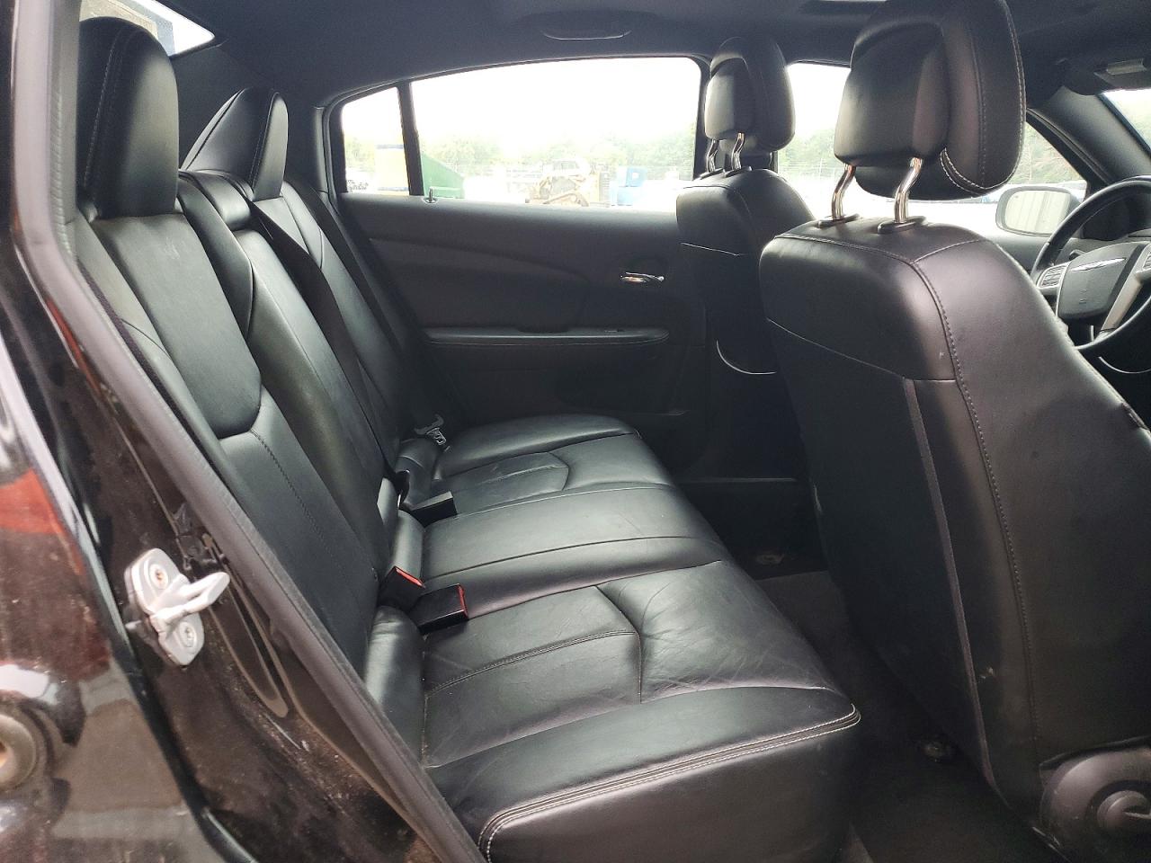 1C3CCBCB2CN288869 · 2012 CHRYSLER 200 · 10/12
