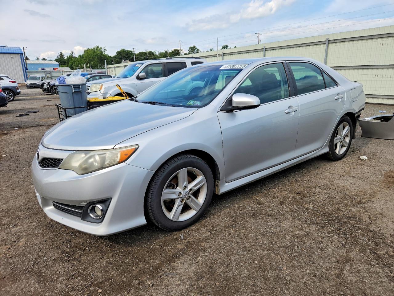 4T1BF1FK4EU370126 · 2014 TOYOTA CAMRY