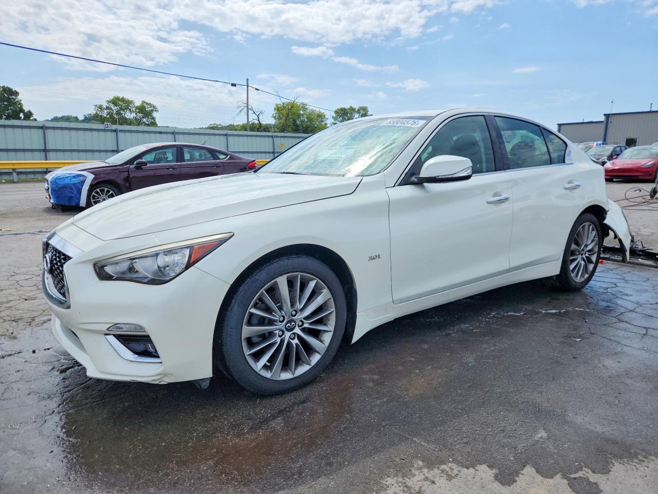 JN1EV7AR9JM442236 · 2018 INFINITI Q50