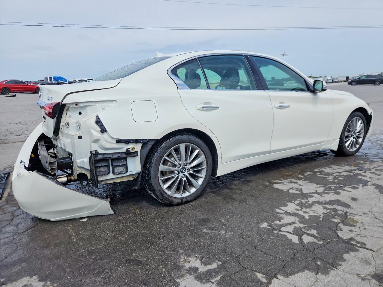 JN1EV7AR9JM442236 · 2018 INFINITI Q50 · 3/13