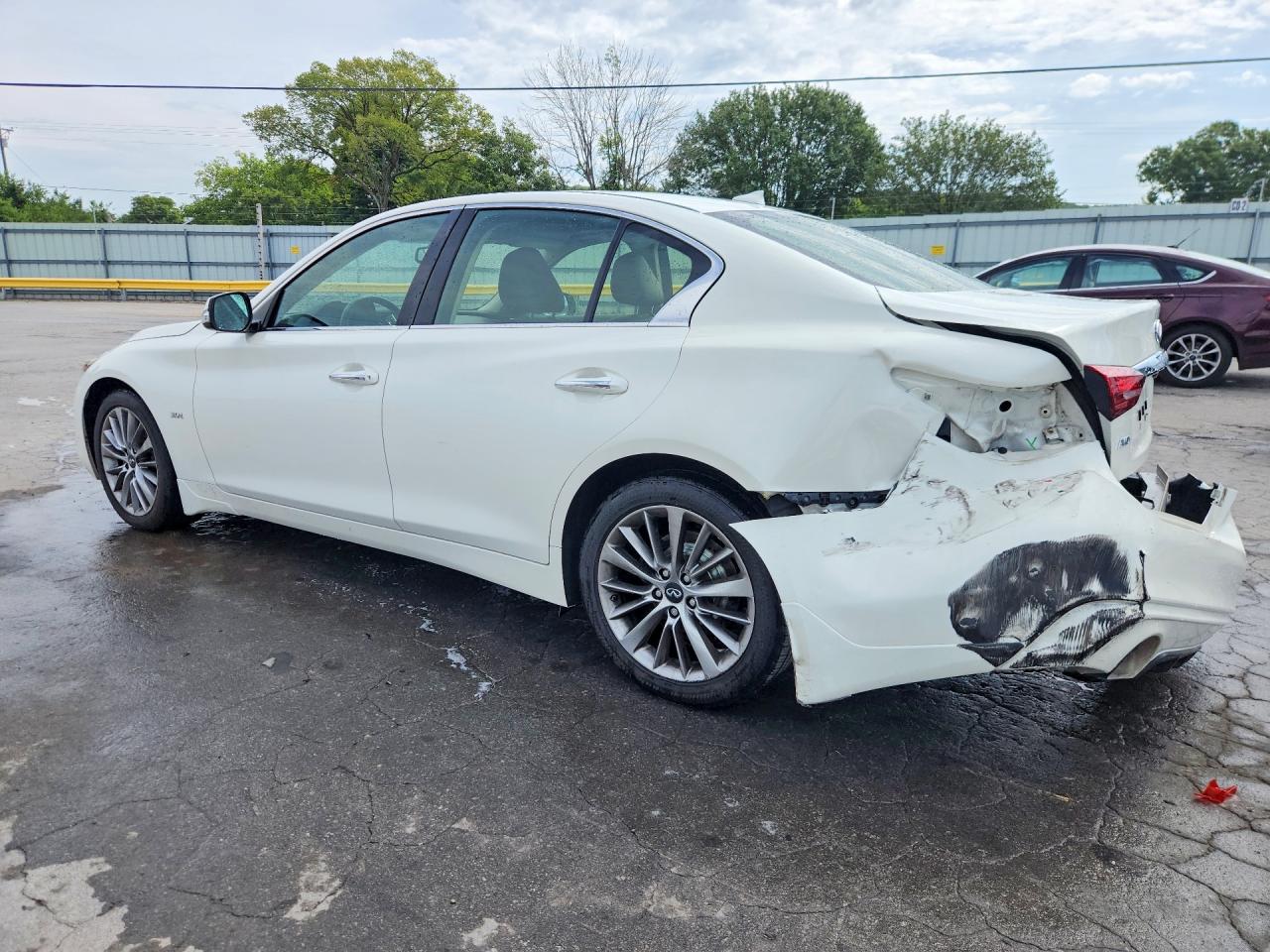 JN1EV7AR9JM442236 · 2018 INFINITI Q50 · 2/13