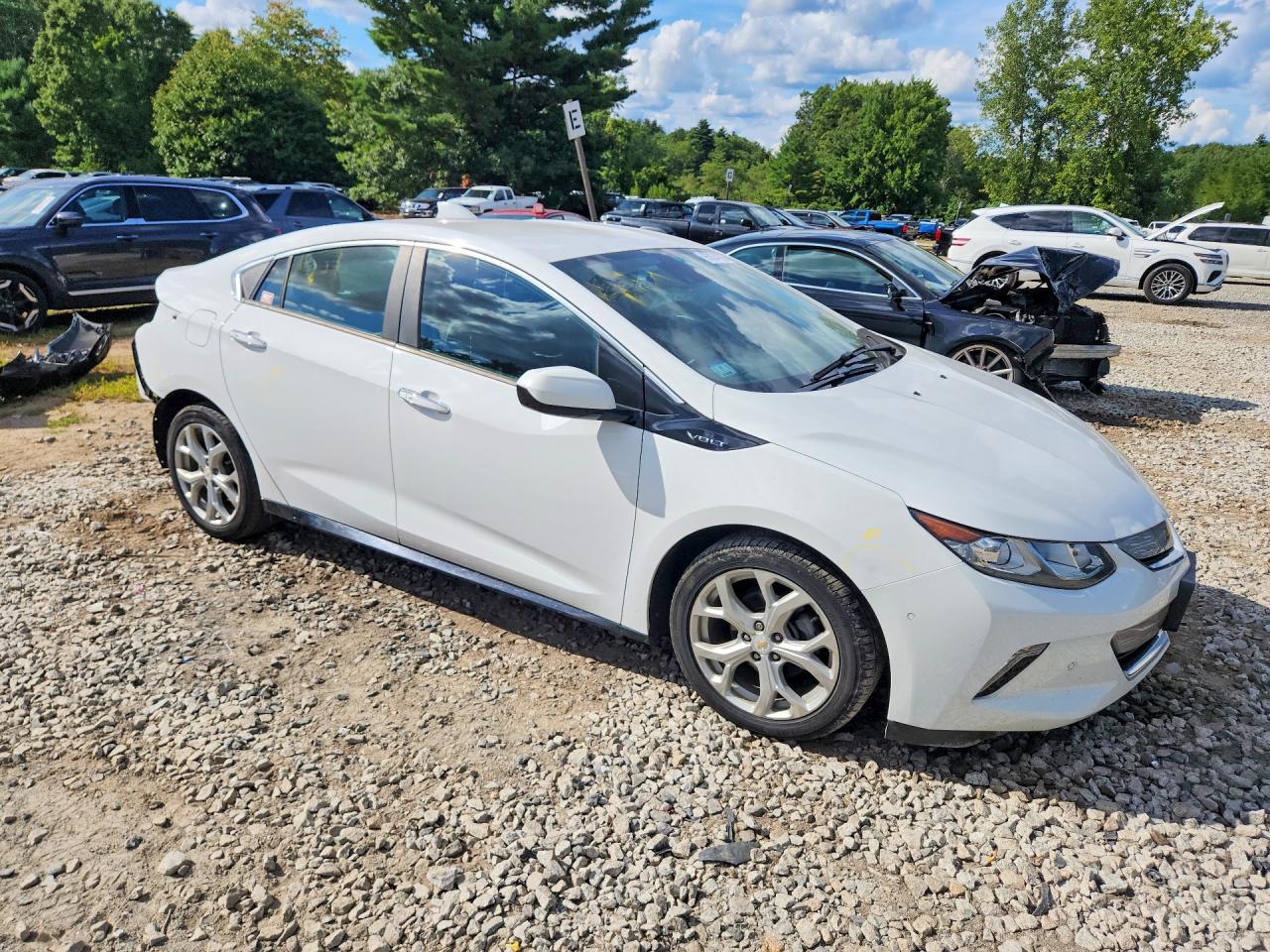 1G1RD6S53JU124788 · 2018 CHEVROLET VOLT · 4/13