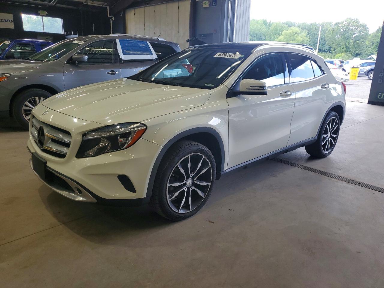 WDCTG4EB1HJ335293 · 2017 MERCEDES-BENZ GLA