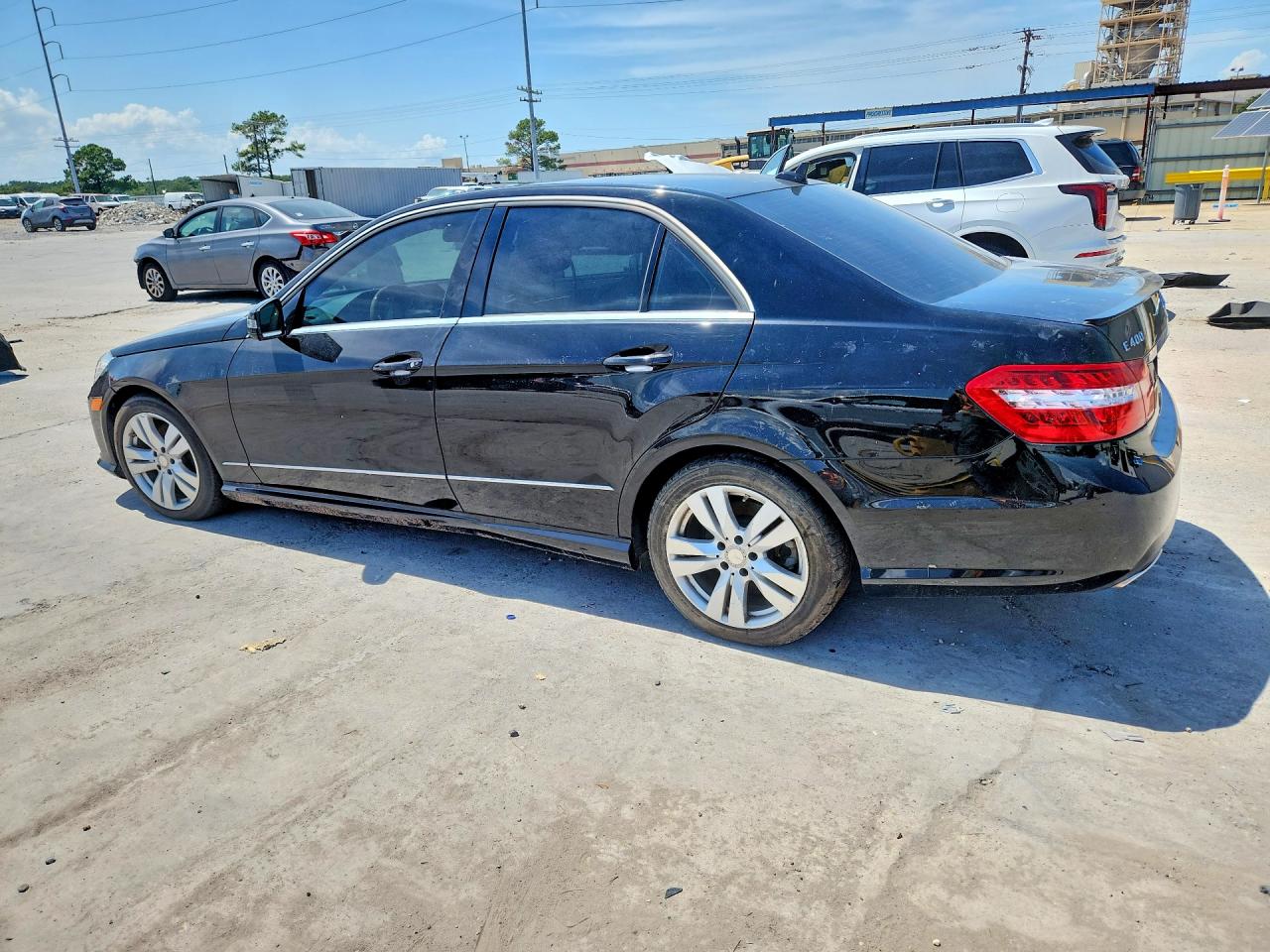 WDDHF9FB6DA754525 · 2013 MERCEDES-BENZ E · 2/12