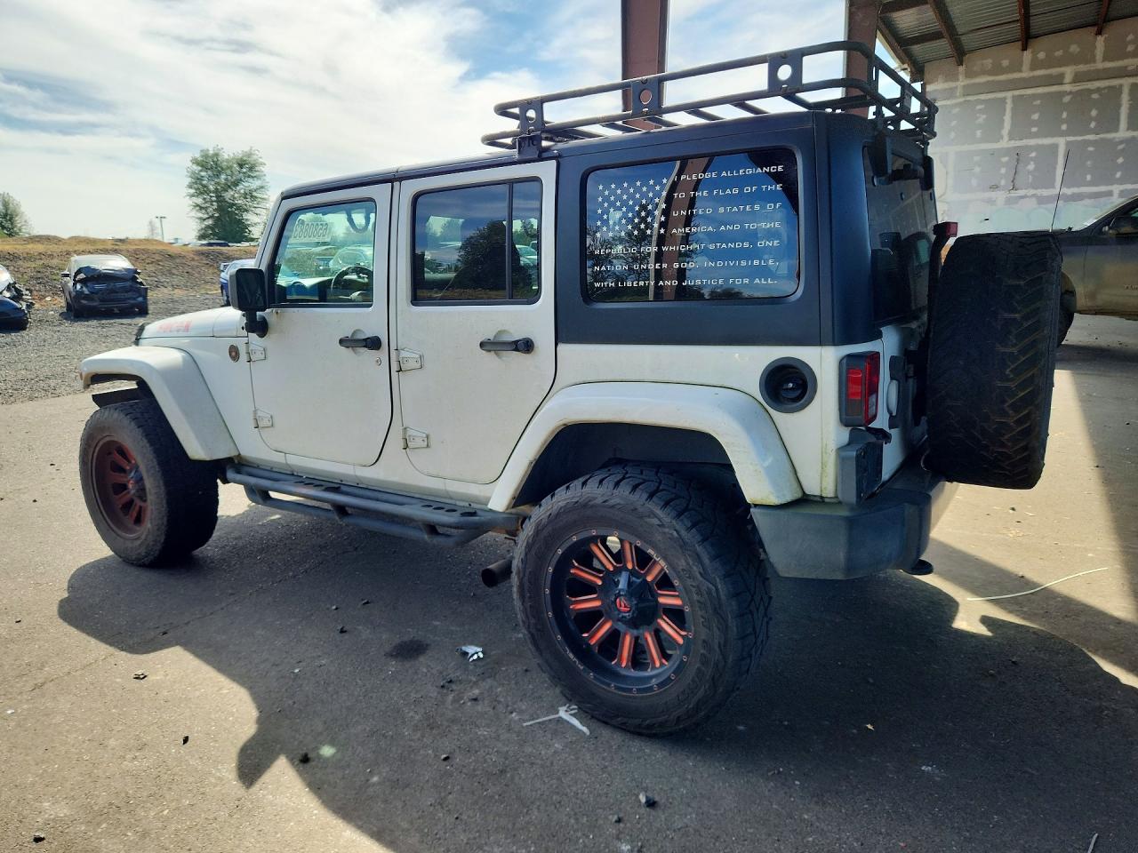1C4HJWEG5HL714385 · 2017 JEEP WRANGLER UNLIMITED · 2/12