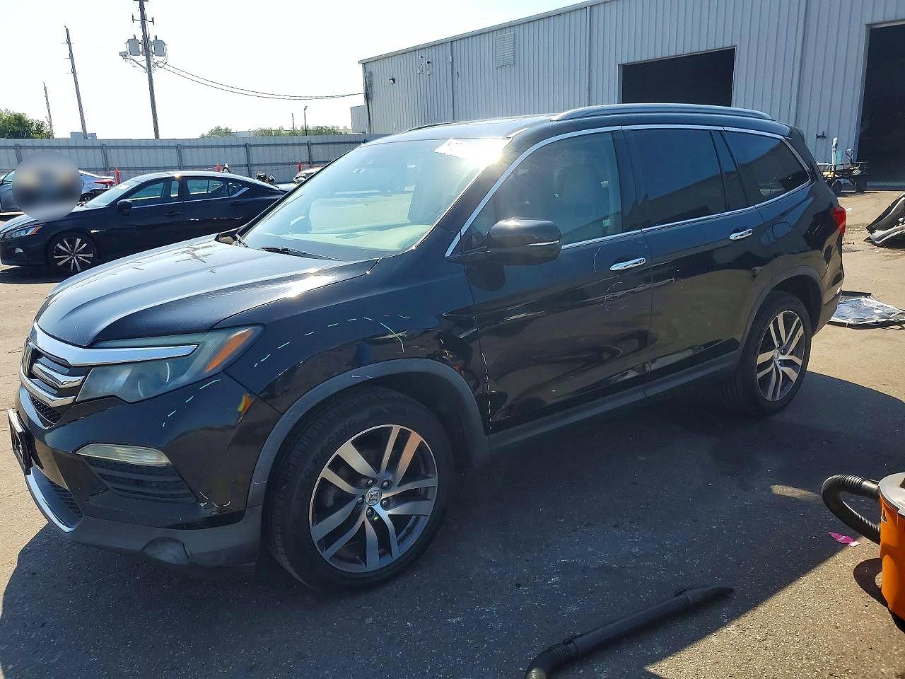 5FNYF6H96GB124373 · 2016 HONDA PILOT