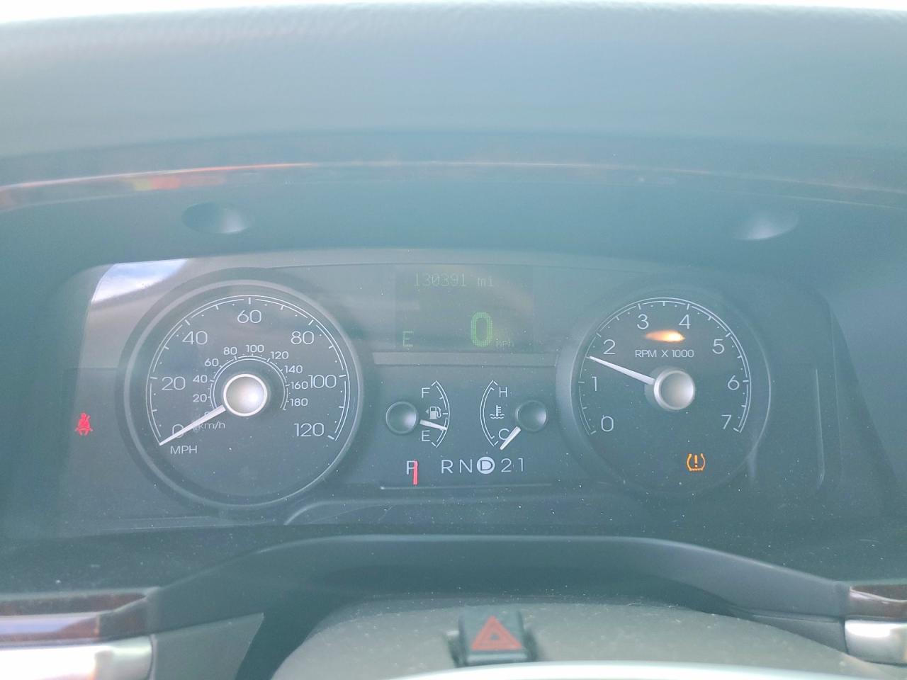 2LNHM82V99X621357 · 2009 LINCOLN TOWN CAR · 9/12